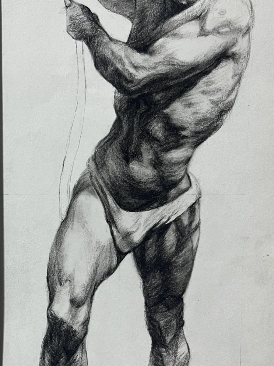 Elías — Carboncillo · figura de pie